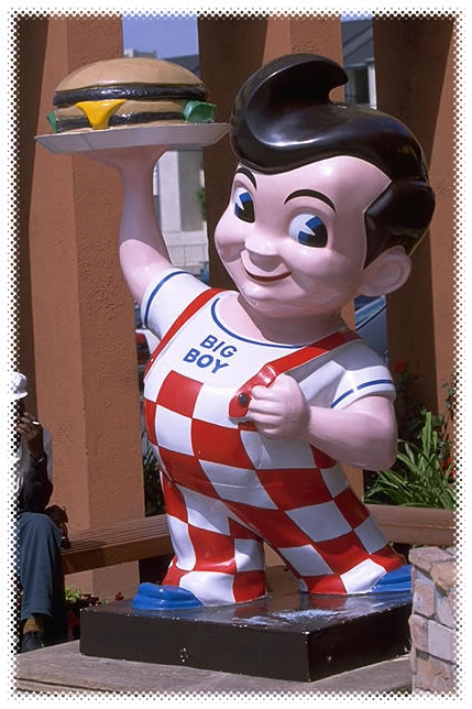 bobs-big-boy-statue.jpg