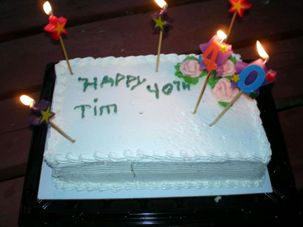 Poorly-done "Happy 40th Tim" cake Poorly-done "Happy 40th Tim" cake