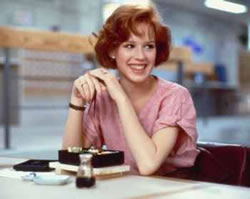 Molly Ringwald eats sushi for lunch in 'The Breakfast Club'.