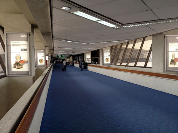 Hallway leading to gates at Ninoy Aquino International Airport