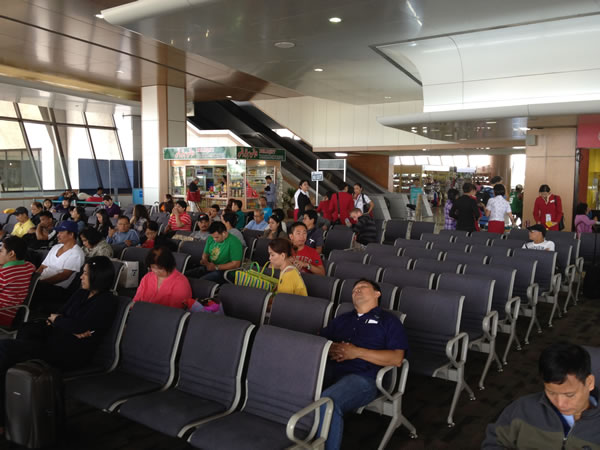 Gate 6 lounge at Ninoy Aquino International Airport