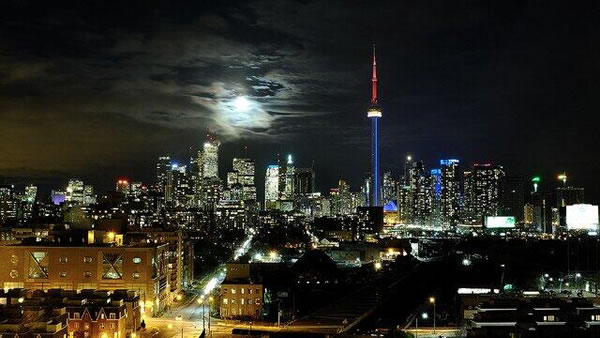 cn tower philippine flag colors