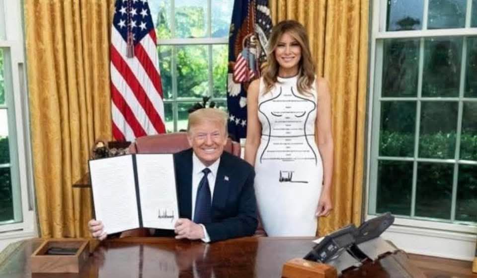 trump-and-melania-in-birthday-card-dress