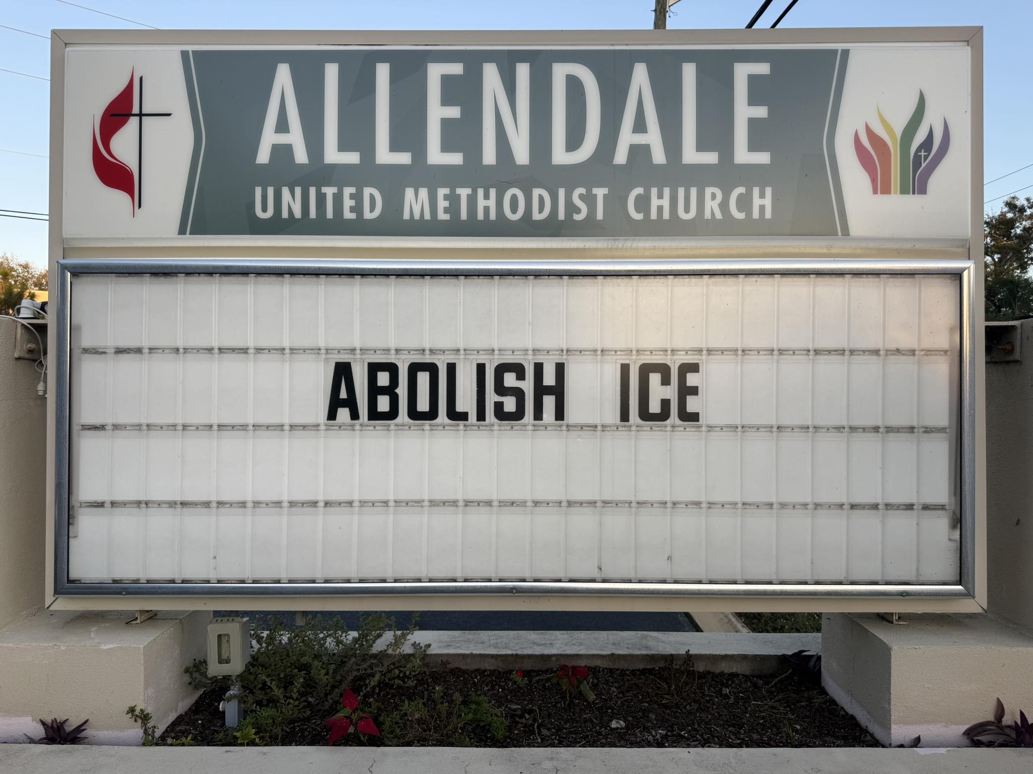 abolish-ice