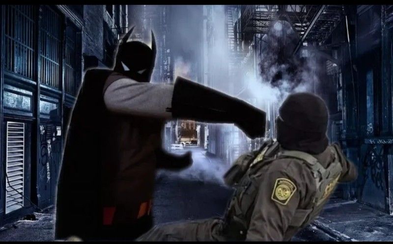 batman-punching-out-ice