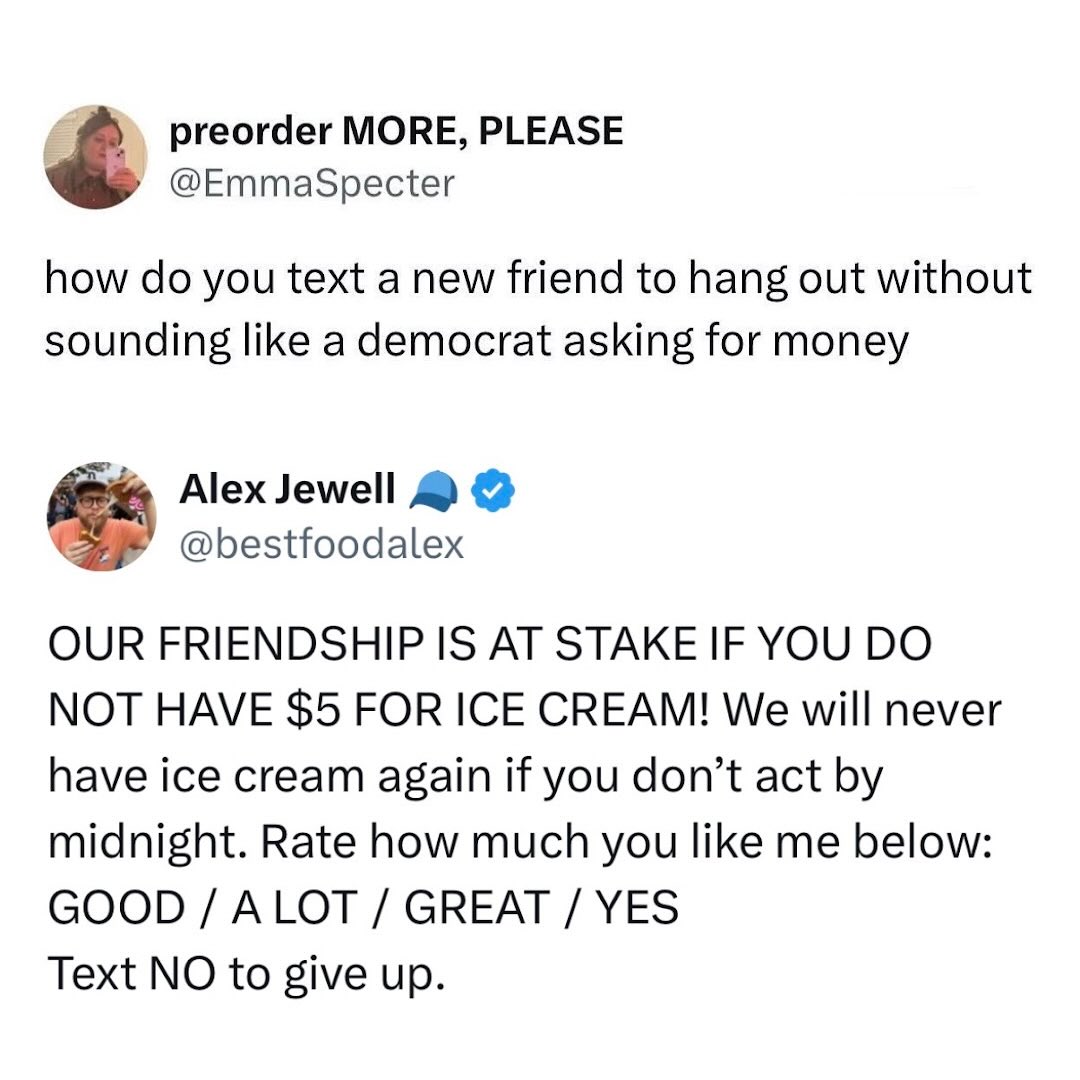 texting-a-new-friend-toi-hang-out